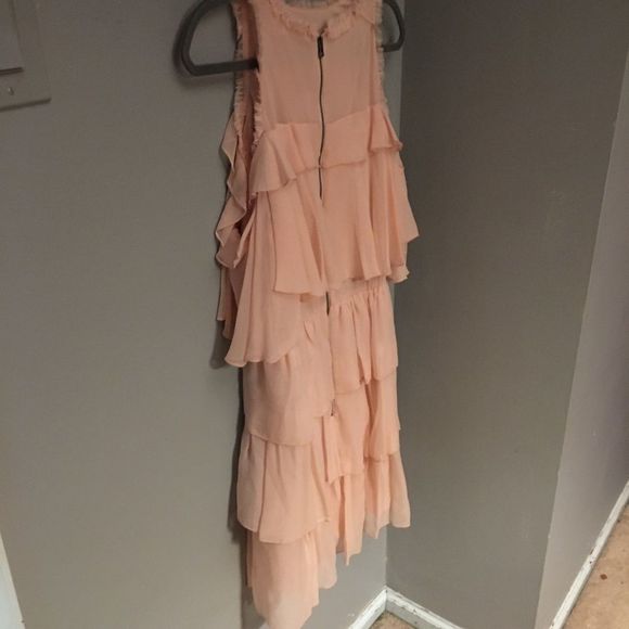 NWT $395 alice + olivia | Nichola | Tier Ruffled Silk Cold-Shoulder Dress | 12 - Picture 12 of 16